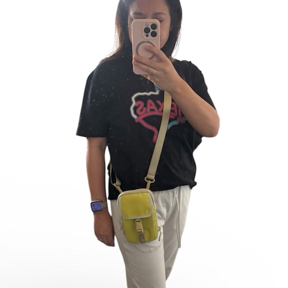 lululemon bag yellow Everywhere Belt 1L (Honey Lemon) Lululemon Dual Pouch Wristlet in